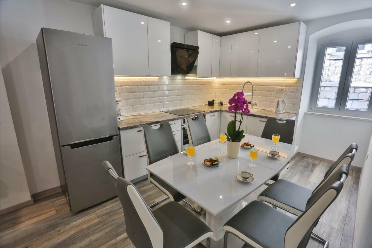 Luxury Apartment Lioness Split Ngoại thất bức ảnh